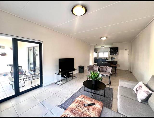 2 BEDROOM PROPERTY TO RENT IN THE HUNTSMAN